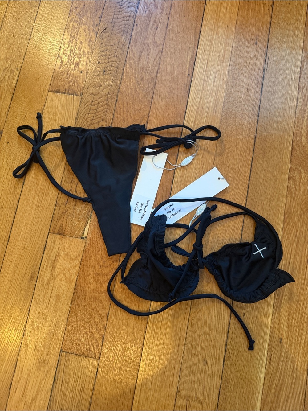 Boutine LA Scallop Bikini Top + Bottom Set — Small - NWT